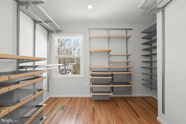 11601 BEDFORDSHIRE AVE, Potomac, MD 20854