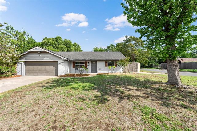1501 Carlton Way, Oklahoma City, OK 73120