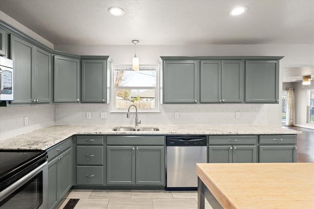1501 Carlton Way, Oklahoma City, OK 73120