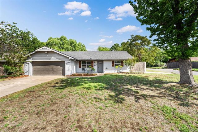 1501 Carlton Way, Oklahoma City, OK 73120