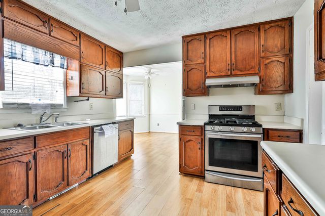 8039 Woods Lane, Jonesboro, GA 30236
