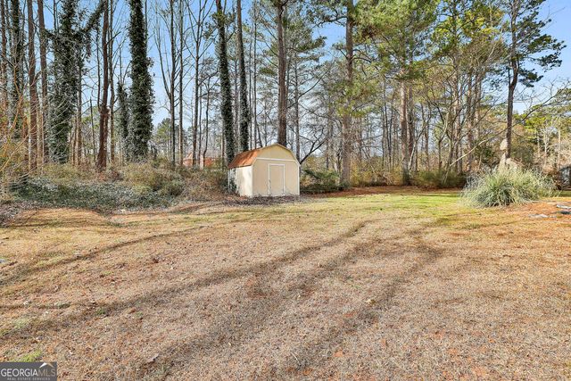 8039 Woods Lane, Jonesboro, GA 30236