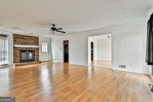 8039 Woods Lane, Jonesboro, GA 30236