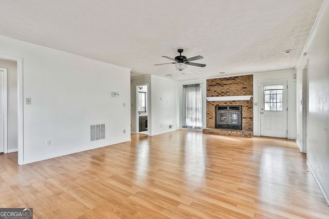 8039 Woods Lane, Jonesboro, GA 30236