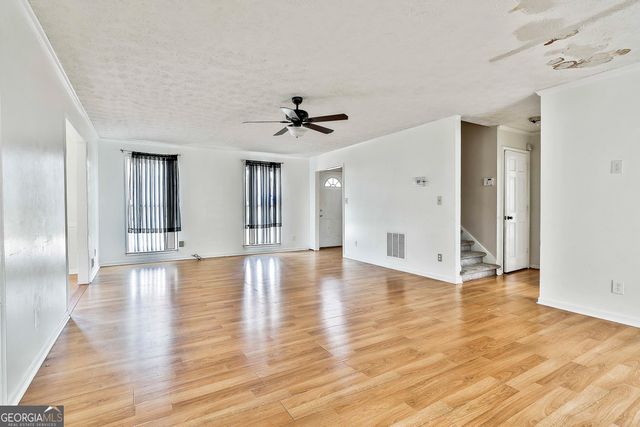 8039 Woods Lane, Jonesboro, GA 30236
