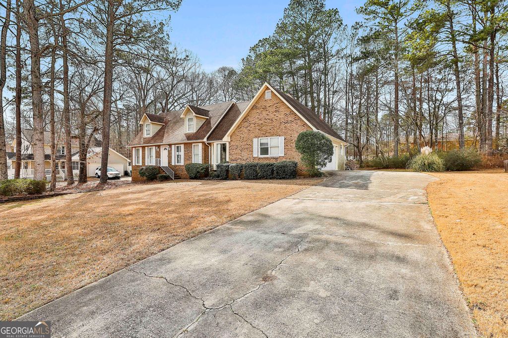 8039 Woods Lane, Jonesboro, GA 30236 — photo 2