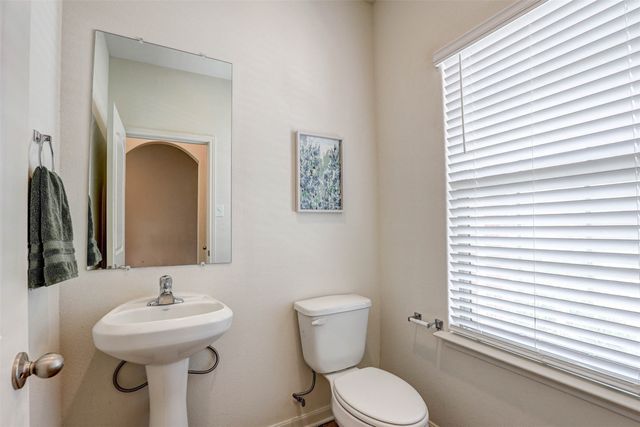 203 Drifter Drive, Newark, TX 76071