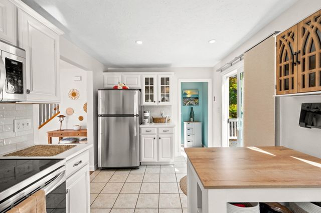 1290 Washington Street, East Bridgewater, MA 02333