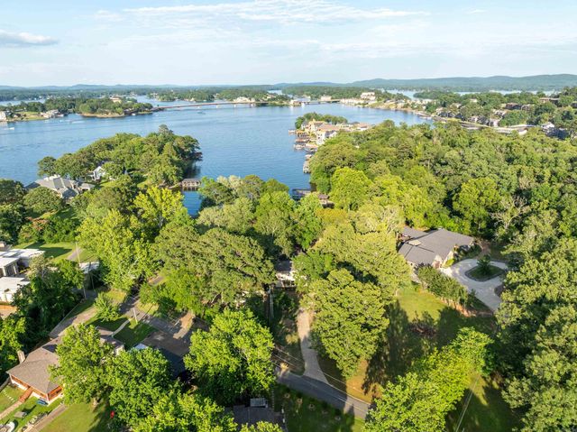 110 & 112 Spurwink Lane, Hot Springs, AR 71913