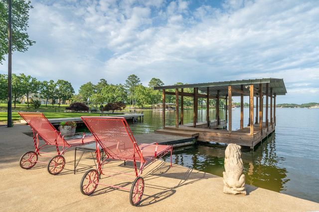 110 & 112 Spurwink Lane, Hot Springs, AR 71913