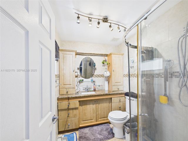 10221 SW 50th Ct, Cooper City, FL 33328