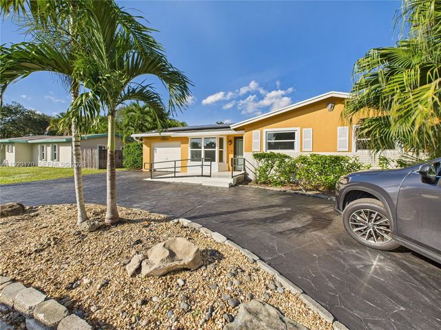 10221 SW 50th Ct, Cooper City, FL 33328