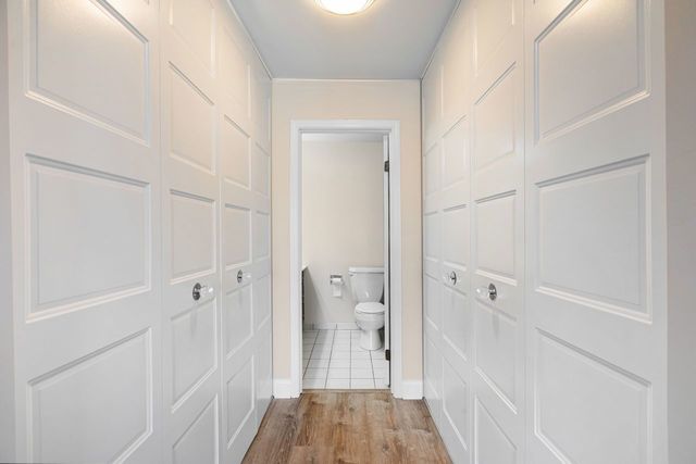 2050 Valencia Drive 300C, Northbrook, IL 60062