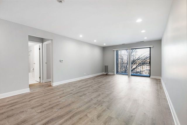 2050 Valencia Drive 300C, Northbrook, IL 60062