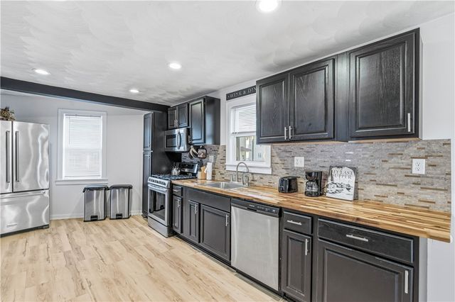 54 Silver Lake Avenue, Providence, RI 02909