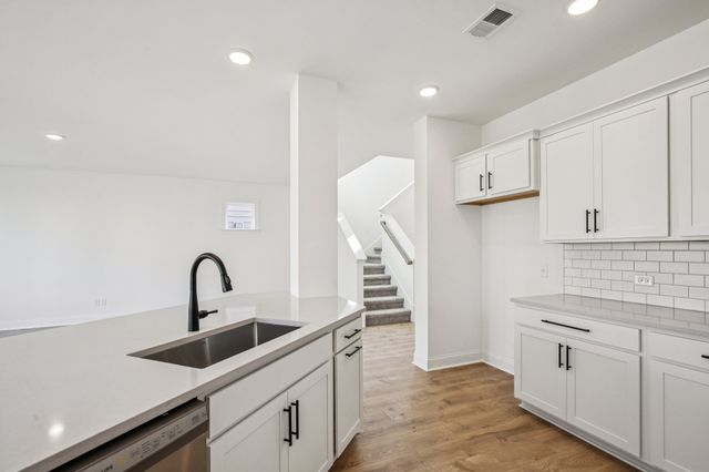 1264 Linn Cove Court, Gallatin, TN 37066