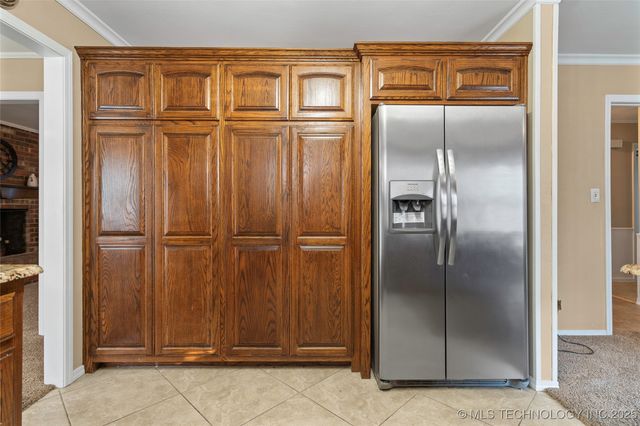 1206 N Meadow Drive, Ardmore, OK 73401