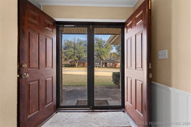 1206 N Meadow Drive, Ardmore, OK 73401