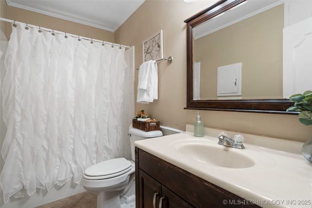 1206 N Meadow Drive, Ardmore, OK 73401