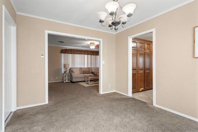 1206 N Meadow Drive, Ardmore, OK 73401