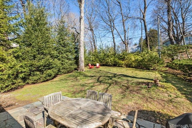 6A Dickel Road, Scarsdale, NY 10583