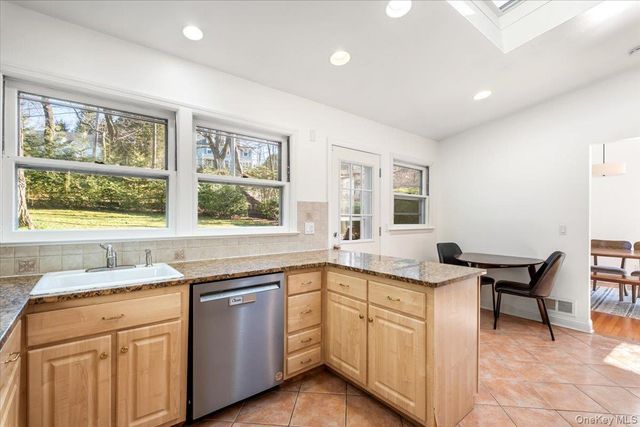 6A Dickel Road, Scarsdale, NY 10583