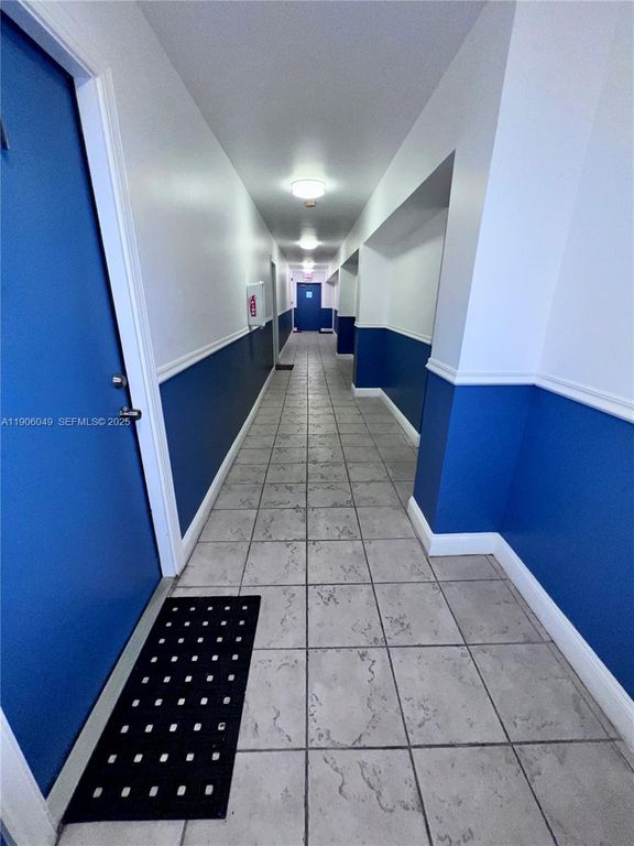 12290 NE 11th Court 305, North Miami, FL 33161