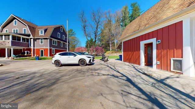 901 CRUM CREEK, Broomall, PA 19008