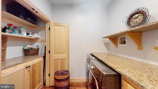 901 CRUM CREEK, Broomall, PA 19008