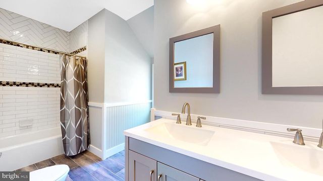 901 CRUM CREEK, Broomall, PA 19008