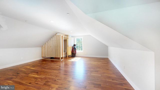 901 CRUM CREEK, Broomall, PA 19008