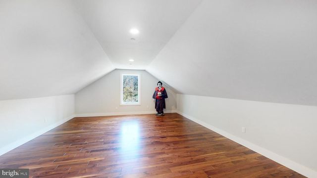 901 CRUM CREEK, Broomall, PA 19008