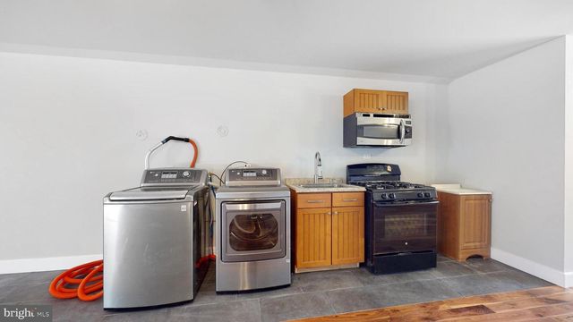 901 CRUM CREEK, Broomall, PA 19008