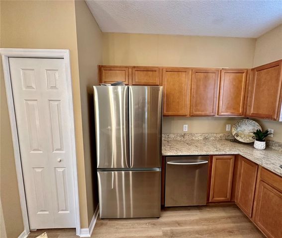 12276 COUNTRY WHITE CIRCLE, Tampa, FL 33635