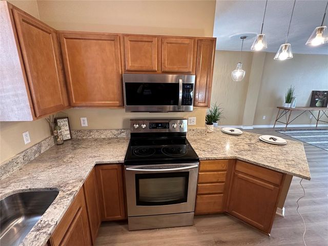 12276 COUNTRY WHITE CIRCLE, Tampa, FL 33635