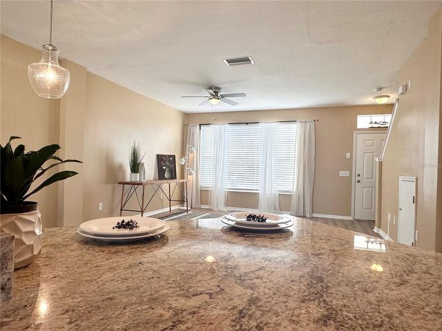 12276 COUNTRY WHITE CIRCLE, Tampa, FL 33635