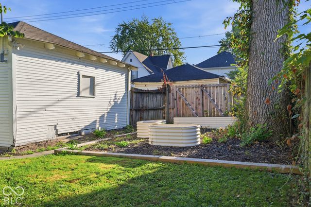323 N Drexel Avenue, Indianapolis, IN 46201