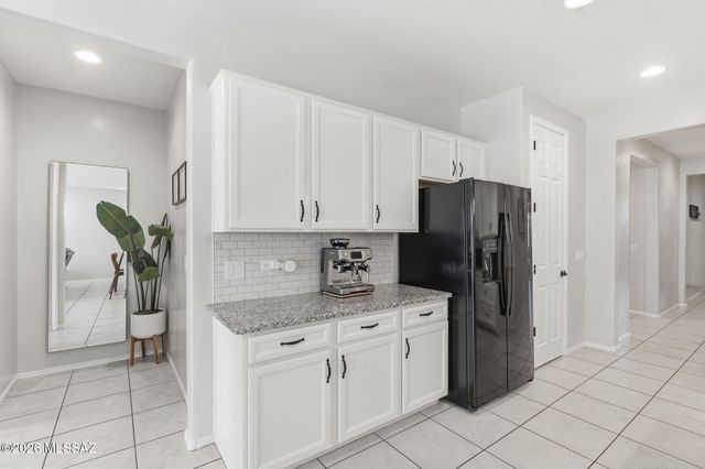 6580 E Via Arroyo Azul, Tucson, AZ 85756