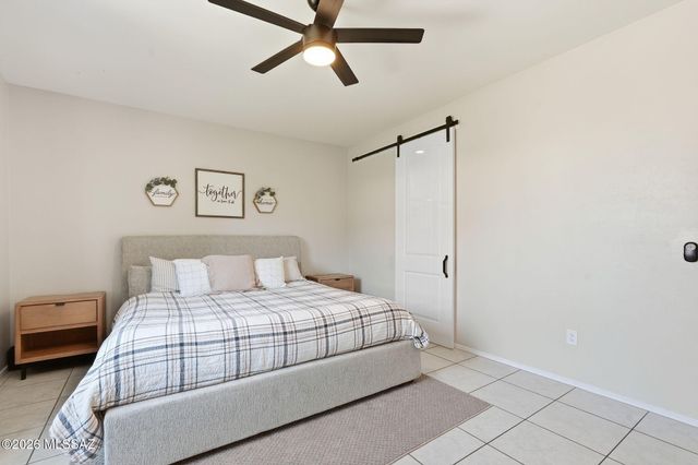 6580 E Via Arroyo Azul, Tucson, AZ 85756