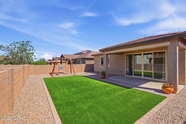 6580 E Via Arroyo Azul, Tucson, AZ 85756