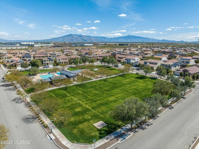 6580 E Via Arroyo Azul, Tucson, AZ 85756