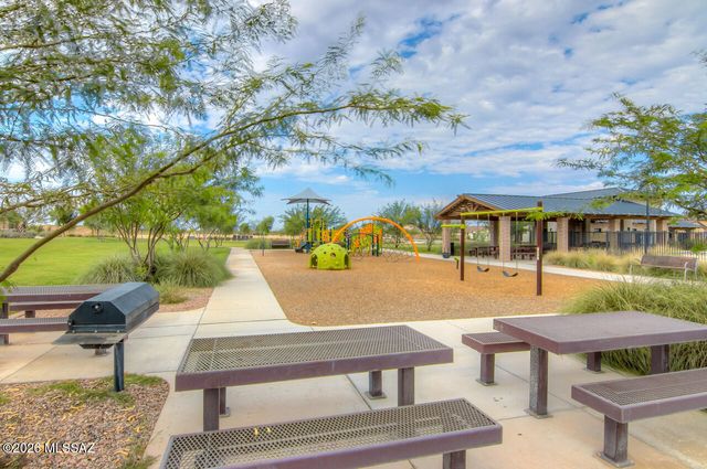 6580 E Via Arroyo Azul, Tucson, AZ 85756