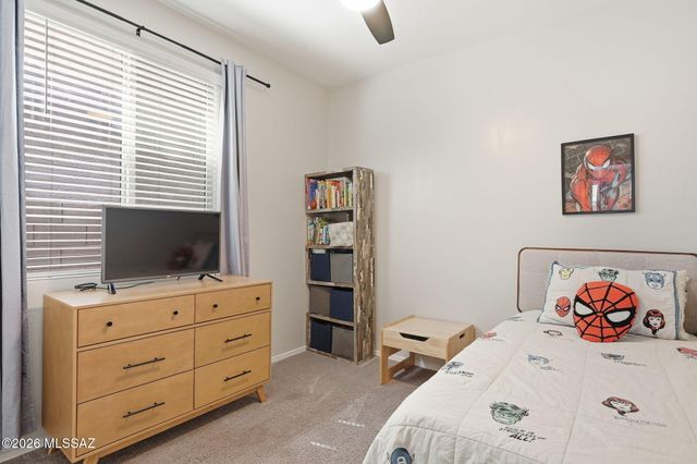 6580 E Via Arroyo Azul, Tucson, AZ 85756