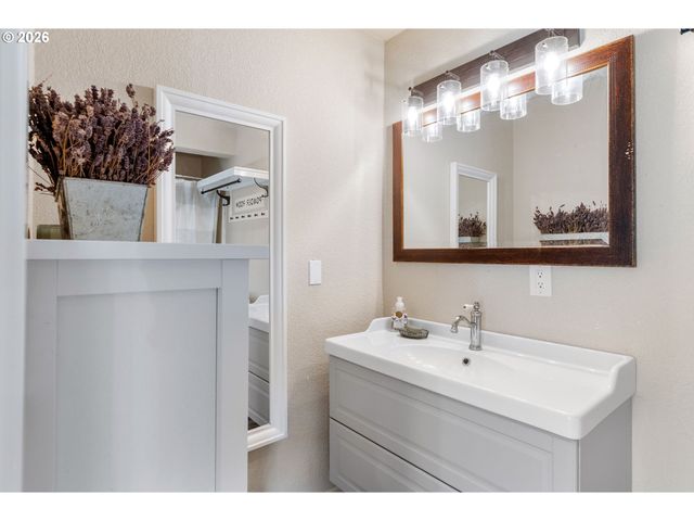 92 RANCHO DEL ORO, Stevenson, WA 98648