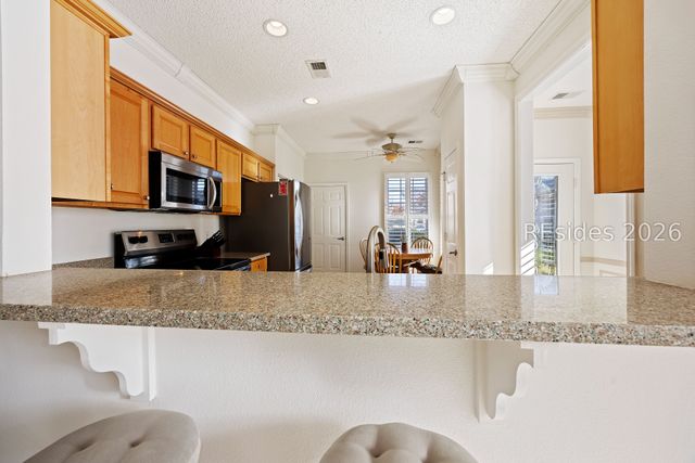 19 Pomegranate Ln, Bluffton, SC 29909