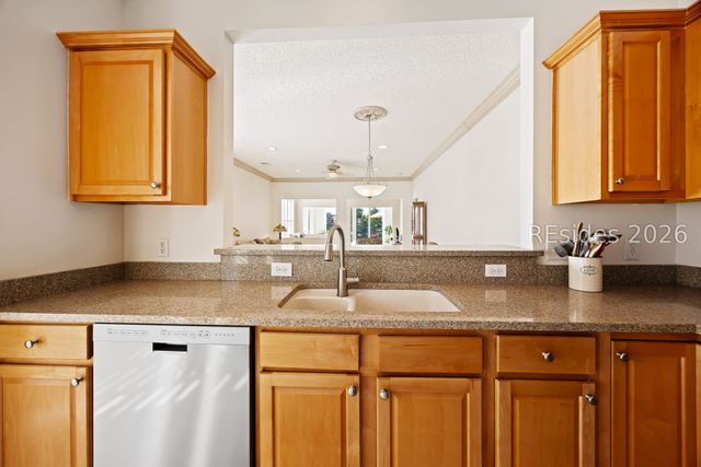 19 Pomegranate Ln, Bluffton, SC 29909