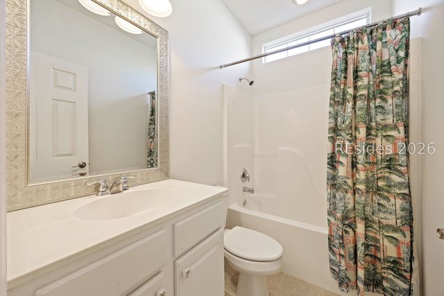 19 Pomegranate Ln, Bluffton, SC 29909