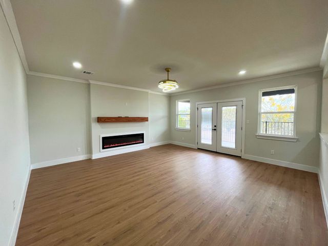 5917 Barkridge Drive, Granbury, TX 76048