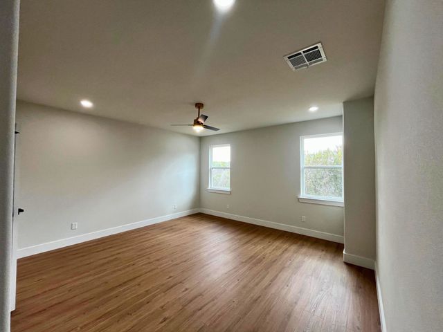 5917 Barkridge Drive, Granbury, TX 76048