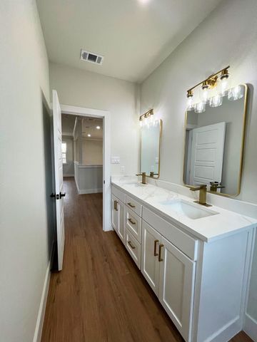 5917 Barkridge Drive, Granbury, TX 76048